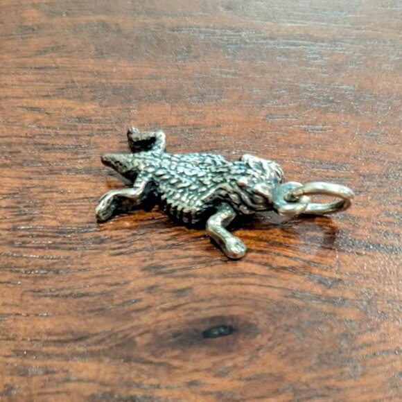 RARE RETIRED James Avery Horned Toad Charm Sterling Silver - Picture 1 of 3